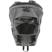Load image into Gallery viewer, TT22 Backpack 22L