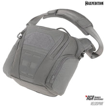 Load image into Gallery viewer, Veldspar™ Crossbody Shoulder Bag 8L (CLOSEOUT SALE. FINAL SALE.)
